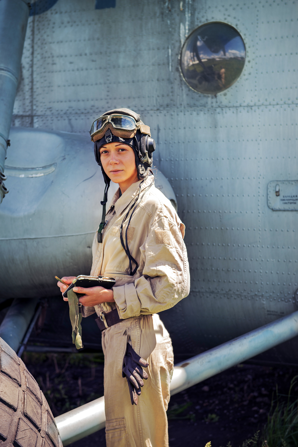 Female Pilot Large Aircraft